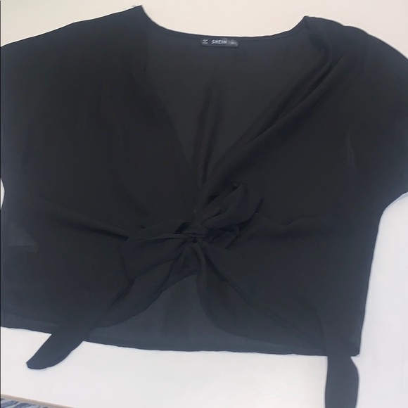 SHEIN Tops - black crop top SHEIN Tops - black crop top